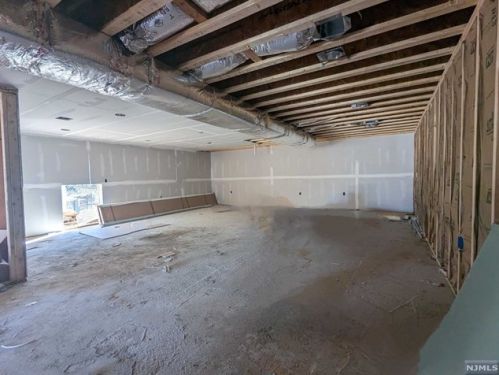 379 Linwood Ave, Paterson NJ  07502-1024 exterior