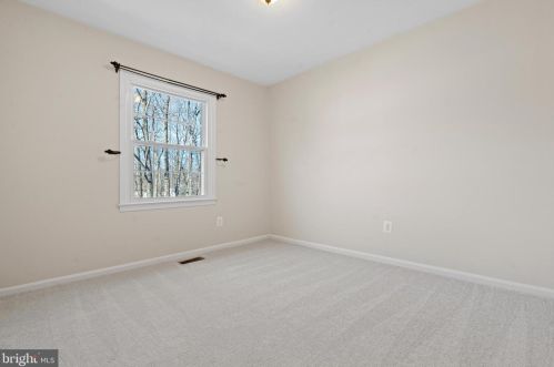 7716 Groveland Heights Ct, Springfield VA  22153-2255 exterior