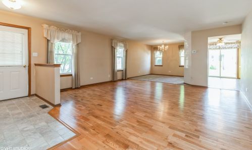 4609 Lennox Ct, Joliet, IL 60431-7511