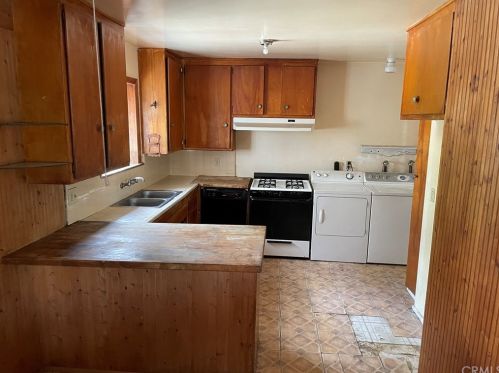 1407 Laster Ave, Anaheim CA  92802-2712 exterior