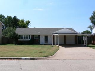 202 Ellison St, Yukon, OK 73099-2018