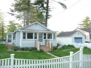 21 Hill Rd, Tilton, NH 03276-5317
