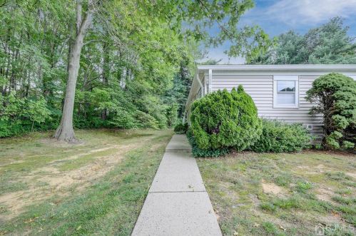 301 Pewter Ct, Old Bridge, NJ 08857-3250