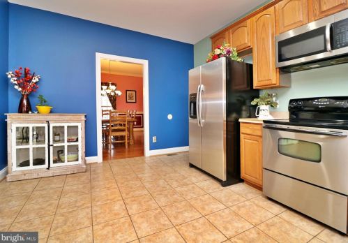 1756 Johnnycake Ln, Harpers Ferry WV 25425-6078 exterior