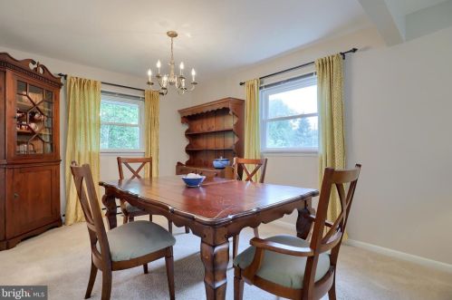 1117 Devonshire Rd, Lancaster PA  17601-1649 exterior