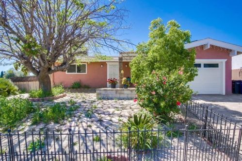 13402 Carriage Rd, Poway, CA 92064-3704