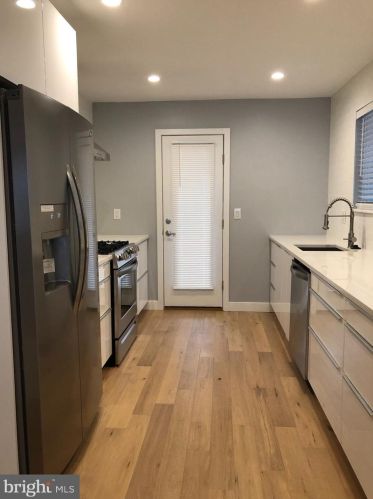 2626 Gerritt St, Philadelphia PA  19146-4432 exterior