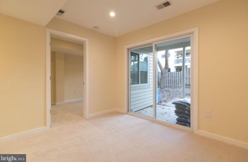 13378 Hungerford Pl, Herndon VA  20170-4365 exterior