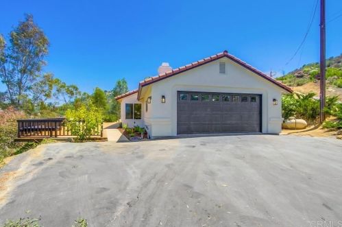 12097 Old Castle Rd, Valley Center, CA 92082-4718