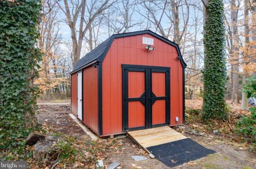 520 End Ave, Tavistock NJ  08033-2630 exterior