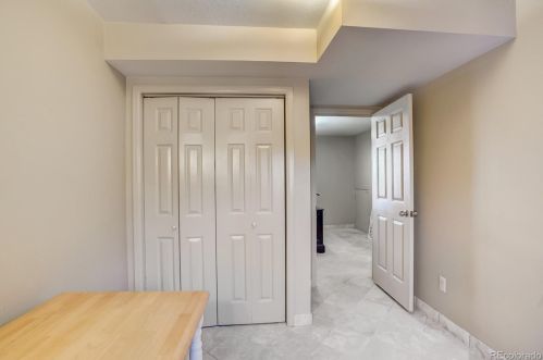 1048 Parkview Dr, Fort Collins CO  80525-2873 exterior