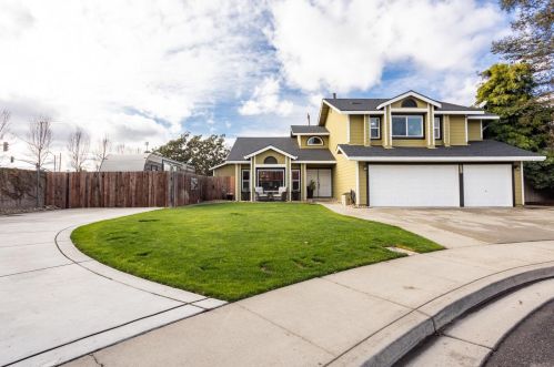 4005 Santa Maria Pl, Turlock, CA 95382-8501