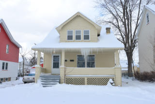 9505 Park Heights Ave, Cleveland OH  44125-2346 exterior