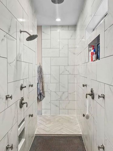 21611 Chenango Lake Dr, Angleton TX 77515-6664 exterior