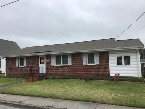 606 Bridge St, Columbia, NC 27925-8583