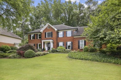 3911 Byrnwyck Pl, Atlanta, GA 30319-1661
