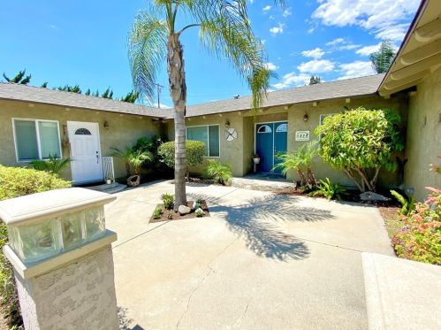 1047 Patrick St, Upland, CA 91784-1811