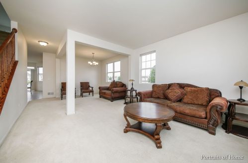 1108 Madison Ct, Joliet, IL 60404-8554