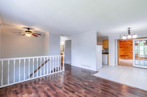 218 Jackson Ave, Minnetrista, MN 55388