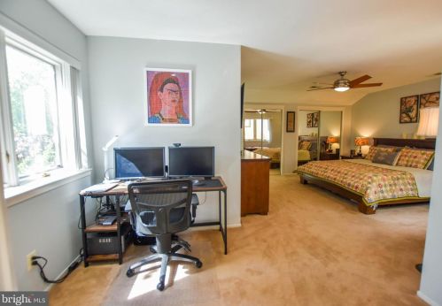 343 Sayre Dr, Princeton NJ  08540-5839 exterior