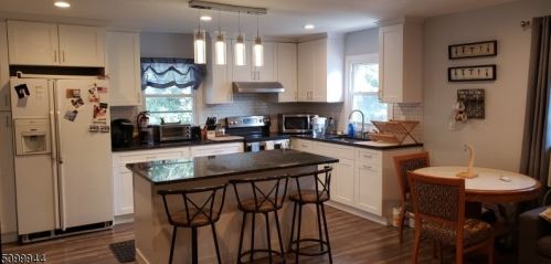 122 Pequannock St, Dover NJ  07801-3582 exterior