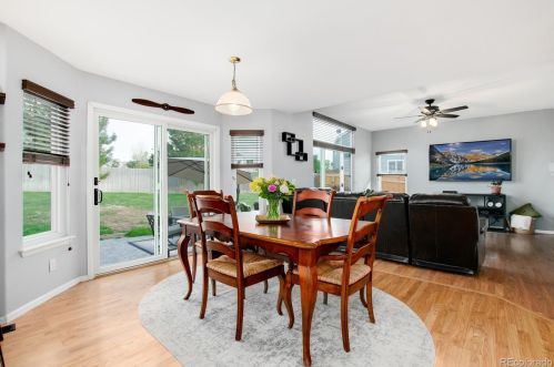 21984 Oxford Pl, Denver CO 80014-5137 exterior