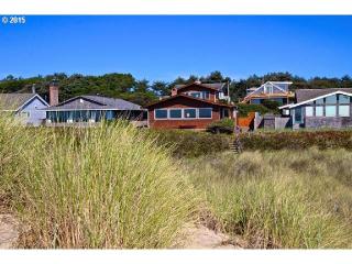 245 Beach St, Manzanita, OR 97130-9103