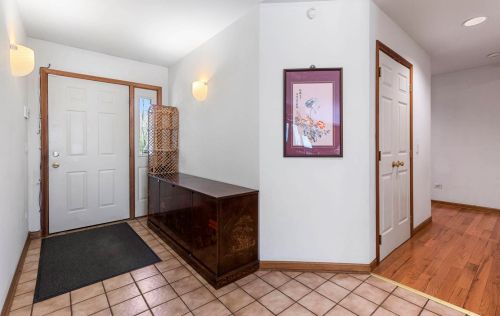 712 Ringland Rd, Bannockburn, IL 60015-3739