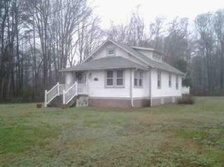 1404 Weems Rd, Weems, VA 22576-2507