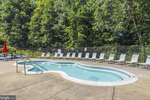 13015 Montpelier Ct, Woodbridge VA  22192-3356 exterior