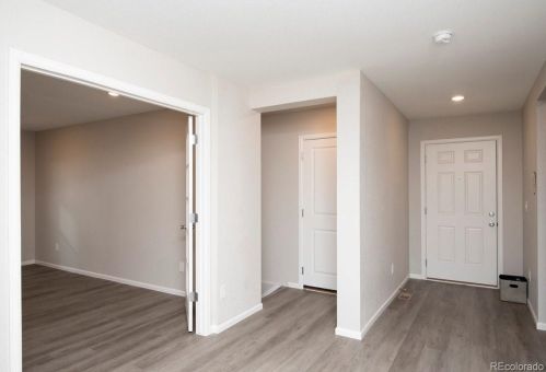 5958 Odessa St, Denver, CO 80019-3360