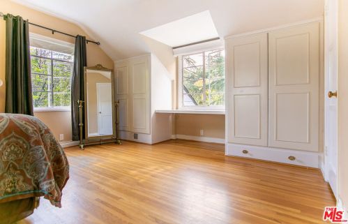 1463 Beaudry Blvd, Glendale CA  91208-1707 exterior