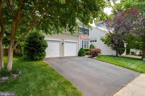 12821 Noltland Castle Dr, Bristow, VA 20136-2515
