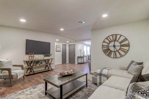 920 Fairview St, Anaheim CA  92801-3414 exterior