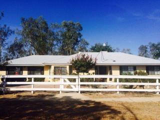 21660 Elmwood Rd, Madera, CA 93638-7810