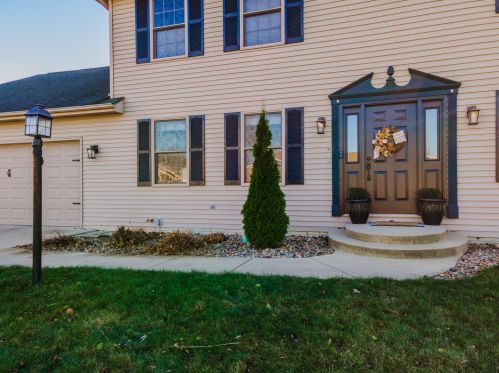 1400 Lariat Dr, Swygert IL  61764-9583 exterior