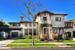 4 Mahogany Dr, Irvine CA  92620-1224 exterior