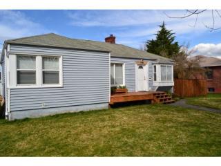 859 39th St, Tacoma WA  98418-5034 exterior