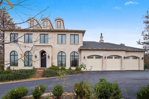 14825 131st St, Lemont IL  60439-7444 exterior