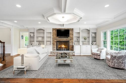 89 Dock Watch Hollow Rd, Warren, NJ 07059-6910