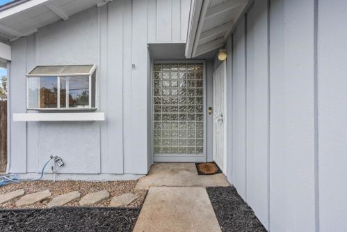 979 4th Ave, Escondido, CA 92025-3912