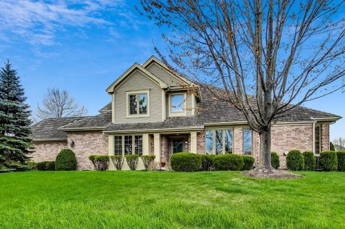4432 Seminole Dr, Glenview, IL 60026-7305