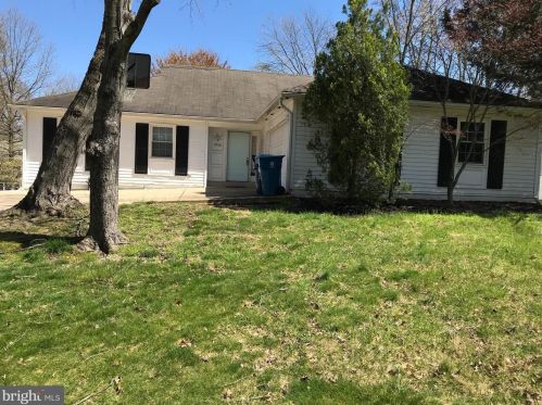 7910 Double Creek Ct, Springfield, VA 22153-2724