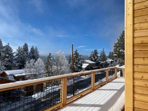 11844 Highland Ave, Truckee CA  96161-1710 exterior
