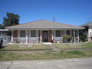 6013 Flagler St, Metairie LA  70003-2118 exterior