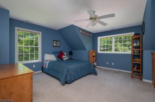 33 Roc Etam Rd, Dover NJ  07869-2427 exterior