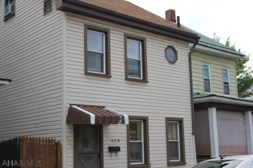 428 3rd Ave, Altoona, PA 16602-3806