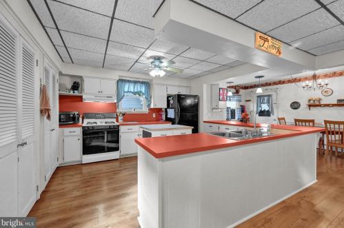 316 Walnut St, Hanover PA 17331-2536 exterior