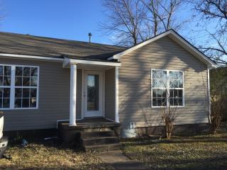 722 Cherokee Ave, Claremore, OK 74017-6048