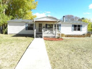 1130 School St, Pueblo, CO 81006-1131